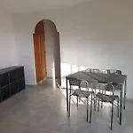 Lovely Penthouse In Front Of The Beach With Free Parking