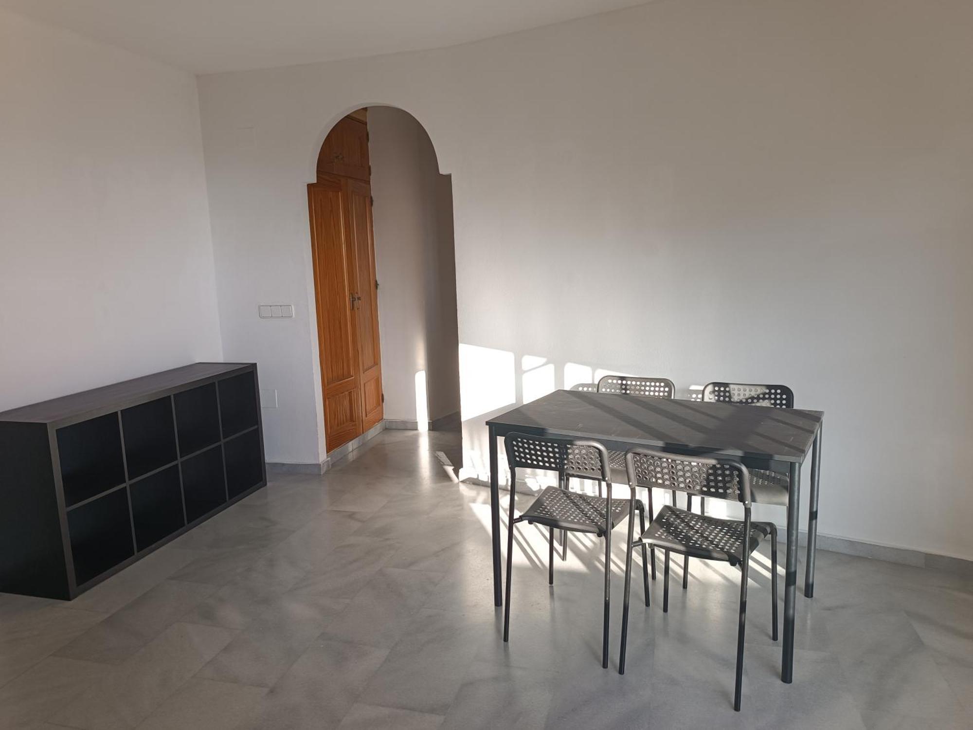 Appartement Lovely Penthouse In Front Of The With Free Parking